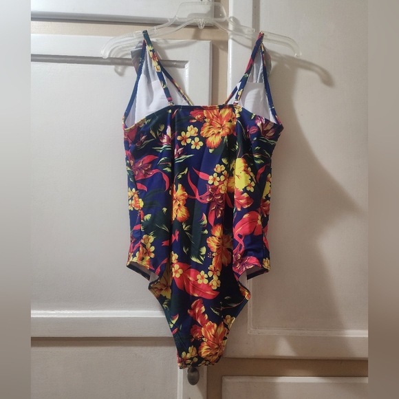 SHEIN Women's Floral Print One Piece Swimsuit NWT - Picture 9 of 11